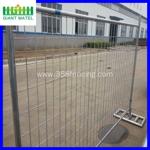 retractable temporary fence panles